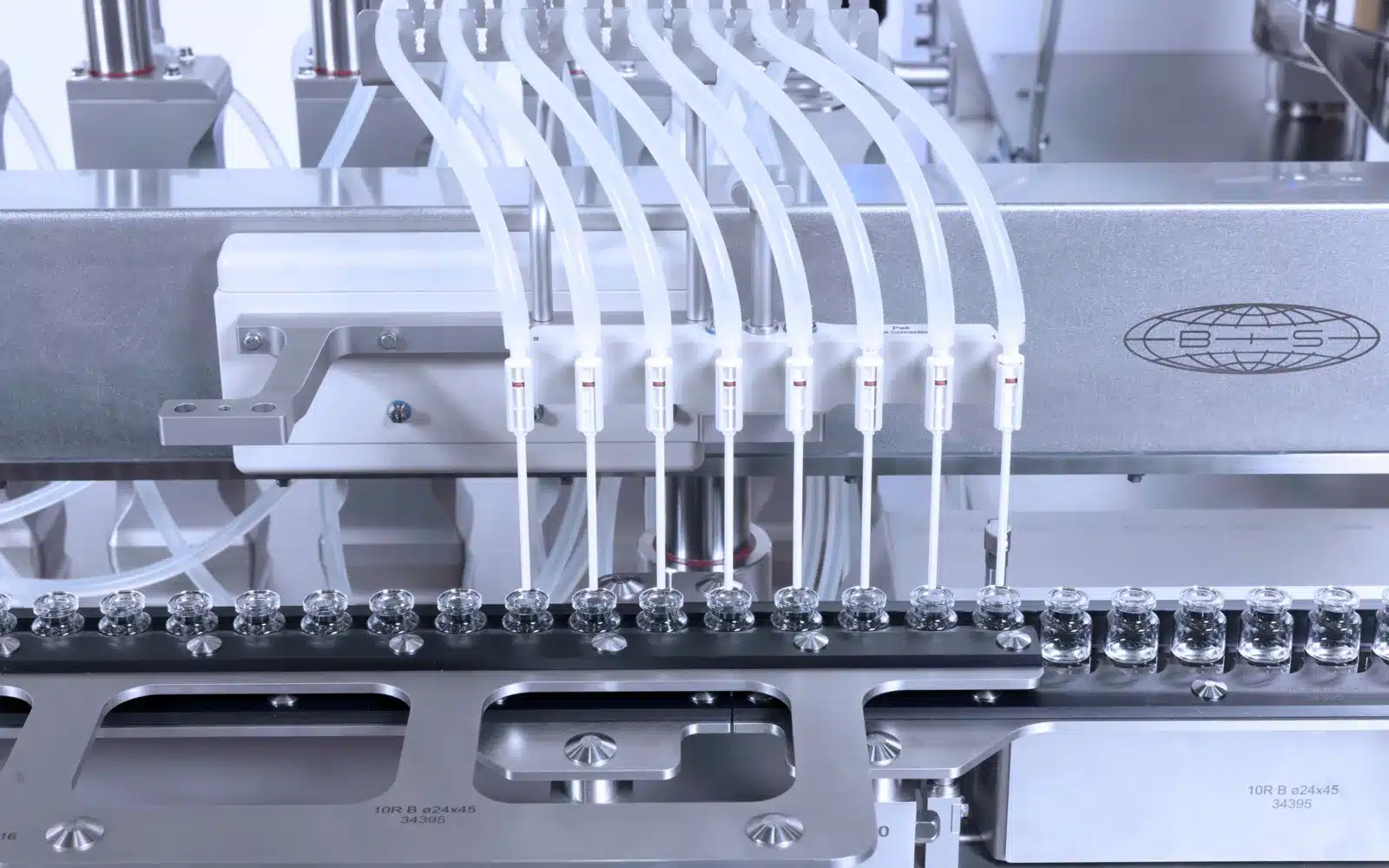 Abfüllanlage von Bausch+Ströbel für die pharmazeutische Industrie